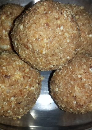 A picture of Dry fruits Laddo.