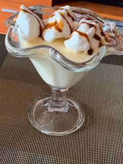 Una foto de Islas flotantes con Thermomix