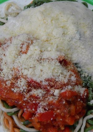 Una foto de Fideos tricolores caseros