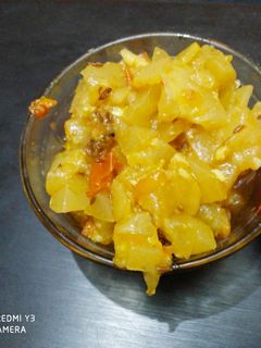 लौकी की सब्जी (Lauki Ki sabzi recipe in Hindi) रेसिपी मुख्य फोटो