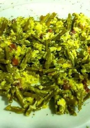 Una foto de Delicioso revuelto de espárragos trigueros