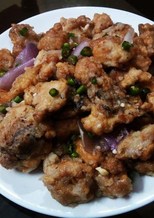 A picture of Hot chilli garlic chicken.