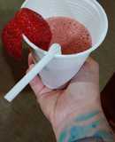 Licuado de cerezas, frutillas, banana y damasco