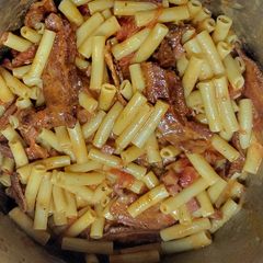 A picture of Ziti - Tomato - Cheese & Bacon.