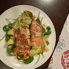 Pan fried salmon and avocado salad A picture of Pan fried salmon and avocado salad.