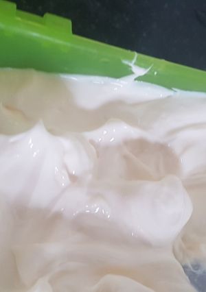 A picture of Honey sweetened double Cream and cream cheese.