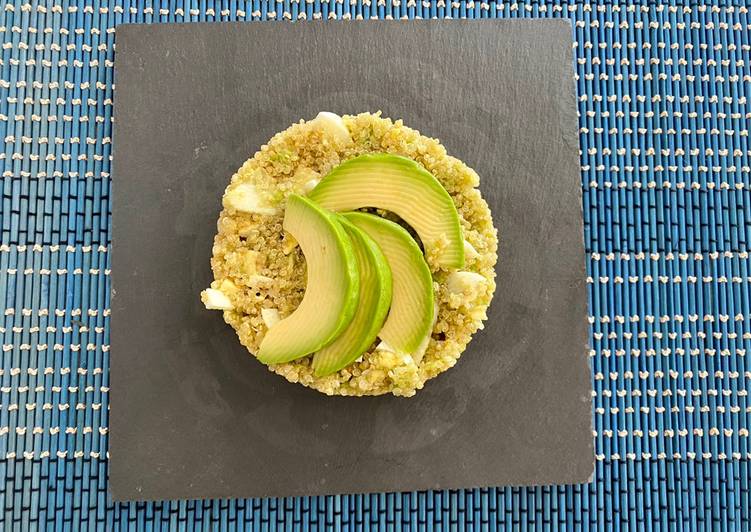 Insalata di quinoa e avocado