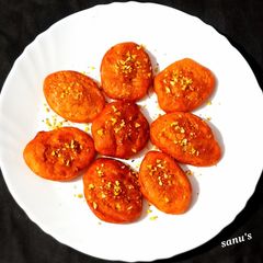 A picture of Banana Pua.