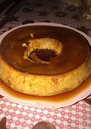 Una foto de Flan de dulce de leche 😋