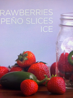 Una foto de Infusión Fresa-Jalapeño