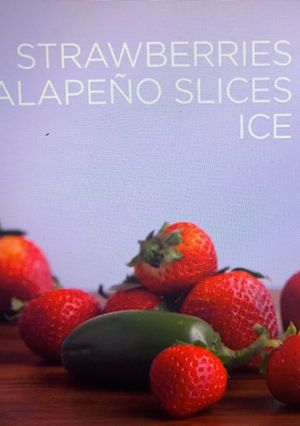 Una foto de Infusión Fresa-Jalapeño