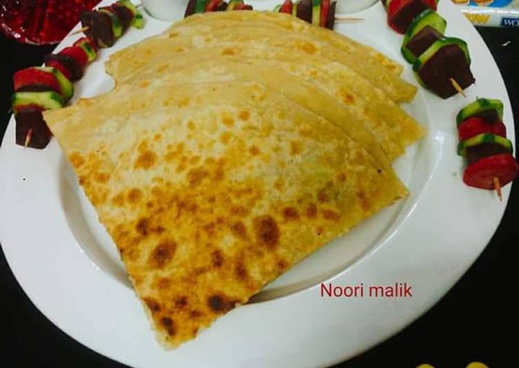 Recipe of Super Quick Homemade Aloo_cheese_paratha