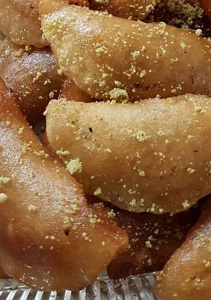 صورة لوصفة قطايف بالمكسرات🥖