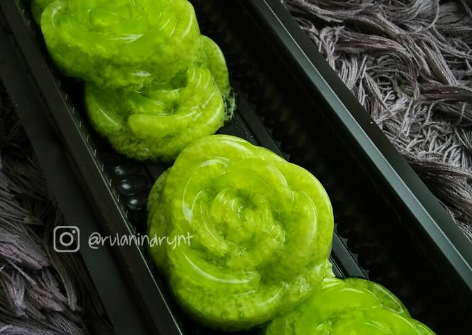 Mudah Banget Membuat Resep Puding lumut eggless