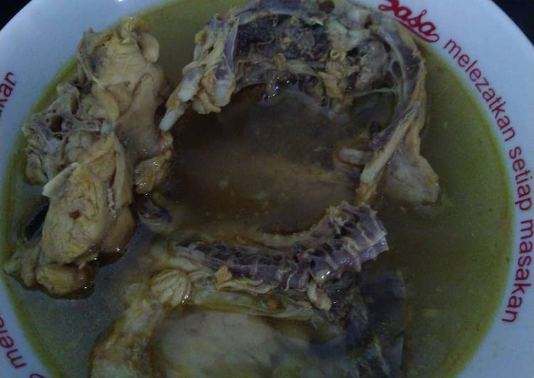 Ayam bumbu soto