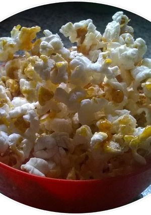 Una foto de ♥ Pochoclos como los del cine ♥ acaramelados ~ (palomitas de maíz)