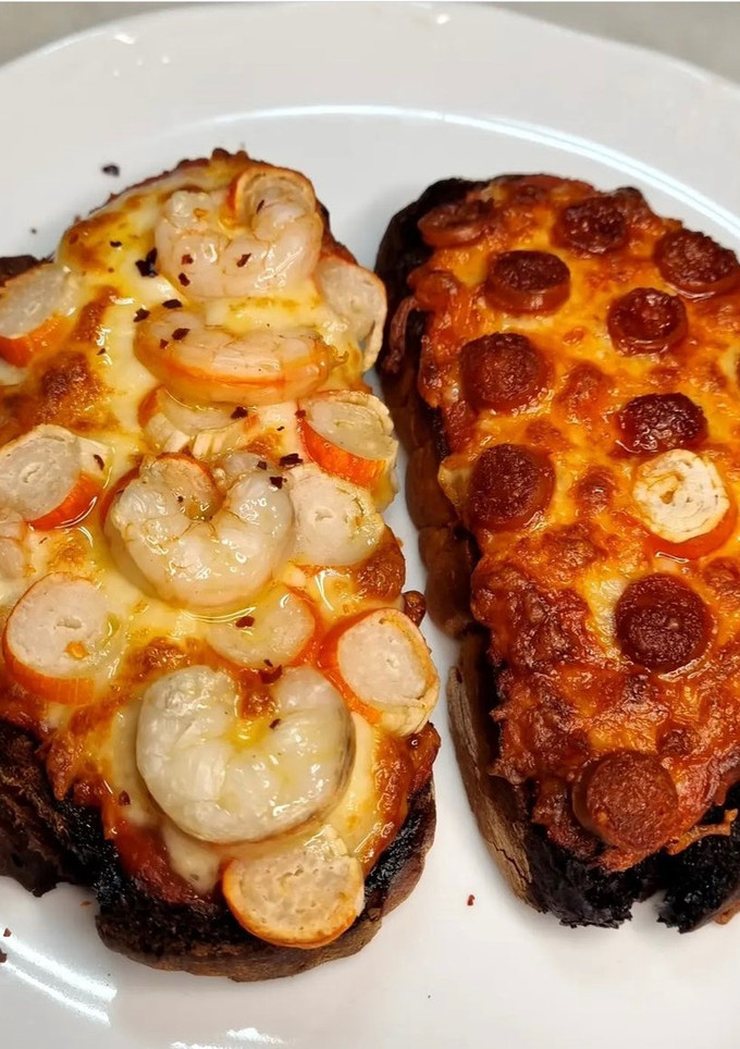 Una foto de Pan pizza
