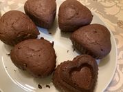 Una foto de queque de chocolate