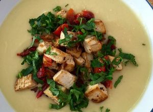 Una foto de Crema de garbanzos con tofu
