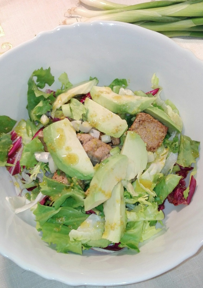 Una foto de Ensalada de atún fresco marinado