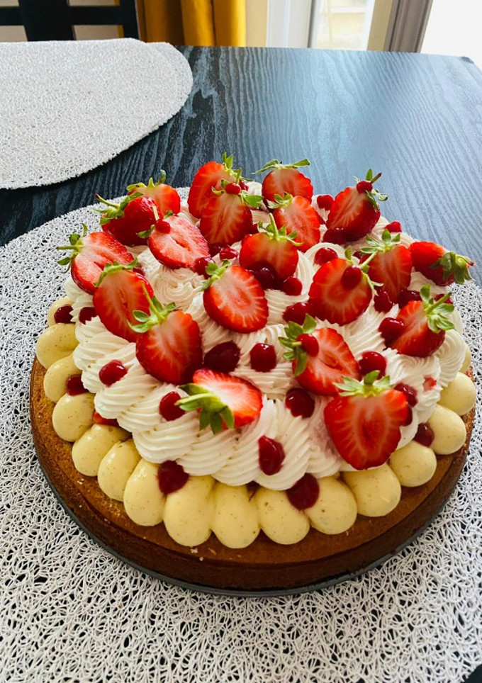 Una foto de Fraisier 🍓 o Torta cremosa de fresas
