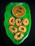 Mendu wada with sambhar
