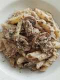 Pasta con salsa de champiñones