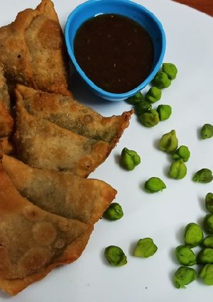 हरभरा समोसा (Harbhara samosa recipe in marathi)) रेसिपी चे मुख्य फोटो