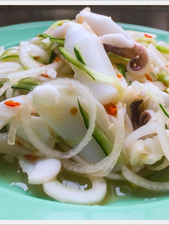 夏日清爽料理~泰式涼拌花枝 的食譜成品照片
