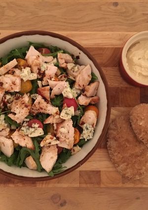 A picture of Chicken & Blue Cheese Salad.