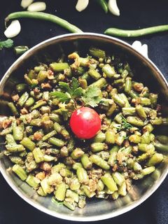 फ्रेंच बींस भाजी (french beans bhaji recipe in Hindi) रेसिपी मुख्य फोटो