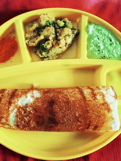 मसाला डोसा (Masala Dosa Recipe In Hindi) रेसिपी मुख्य फोटो