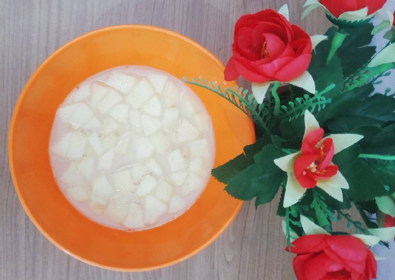 Sop buah apel yakult