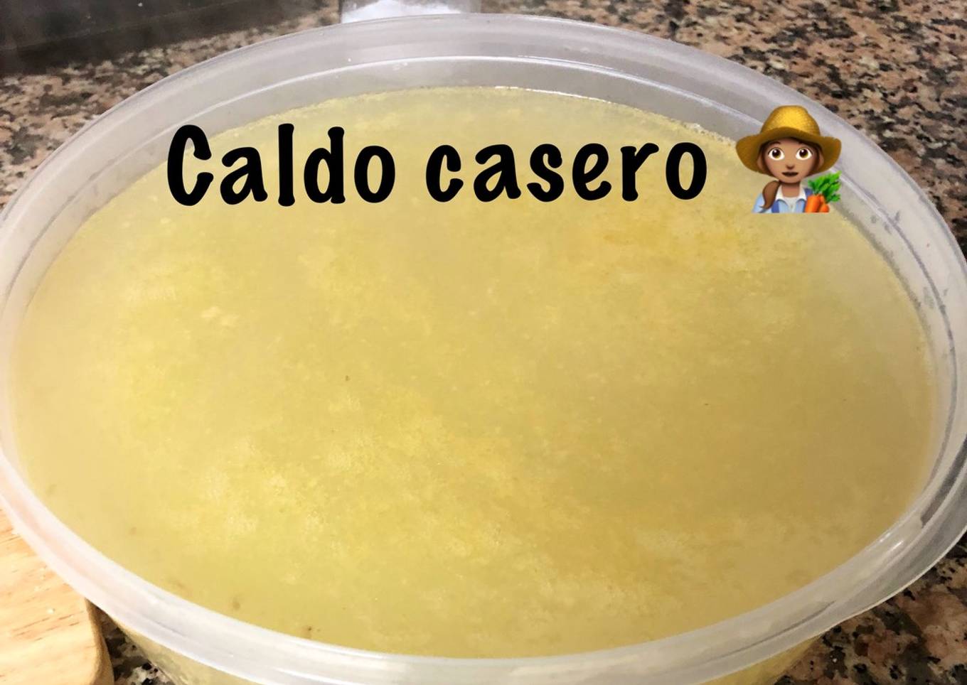 Caldo casero 🍲