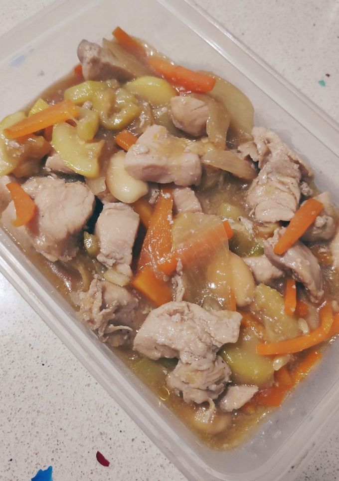 Una foto de Pollo con almendras estilo chino