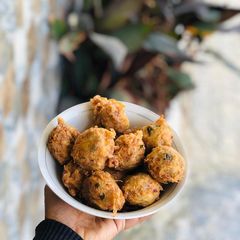 A picture of Yamballs.