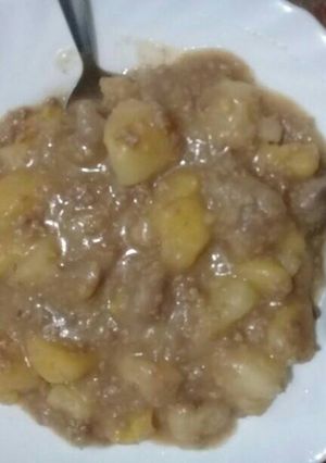 A picture of Arrowroots(nduma) and banana.
