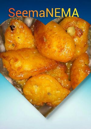 दही के मीठे भजिया (Dahi ke mithe bhajiya recipe in Hindi) रेसिपी मुख्य फोटो