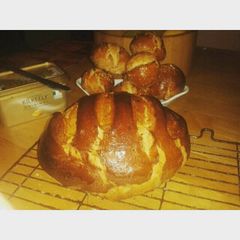 A picture of Almond & orange chilly white loaf or rolls.