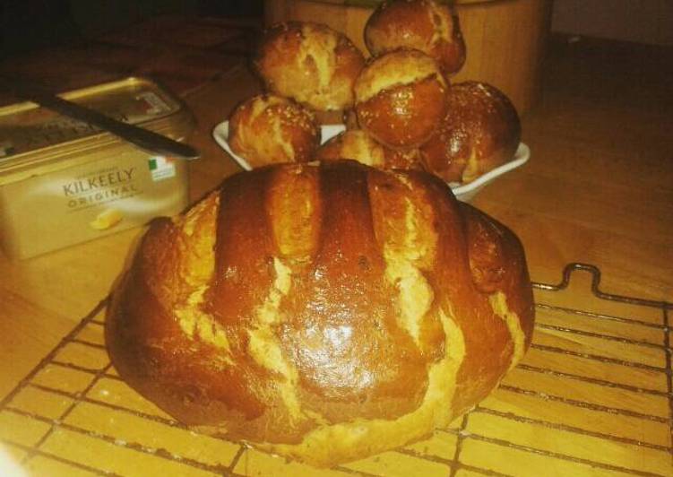 Almond &amp; orange chilly white loaf or rolls