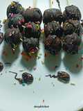 774. Es Sate Buah Coklat