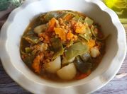 Una foto de judias verdes con patatas olla express