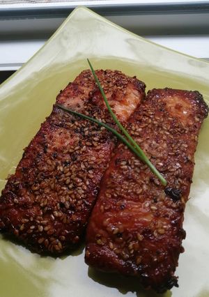 Une photo de Pavé de saumon sauce sucrée salée & épicé