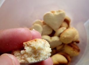 Gambar Biskut Madu Buah Pelaga