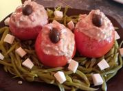 Una foto de acompañamiento tomates rellenos