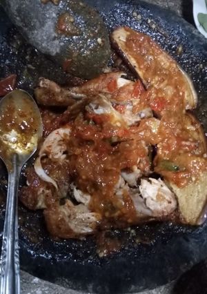 Foto resep Ayam & terong penyet.maknyozzz