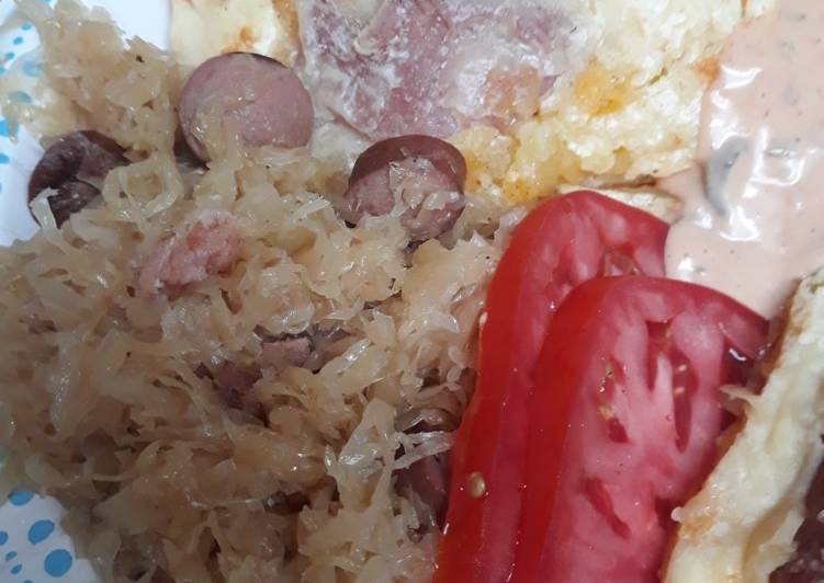 Weenies with Pork and Kraut