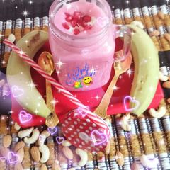 A picture of Banana milk shake.