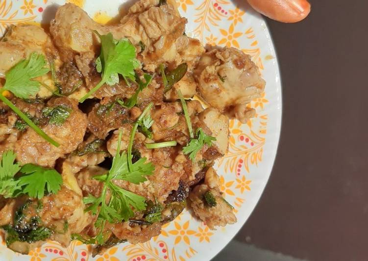 Recipe of Any-night-of-the-week Bheja fry