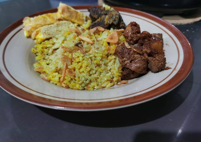 Ternyata ini lho! Resep gampang buat Nasi Kebuli Sapi Praktis (MajigCom) yang sesuai selera